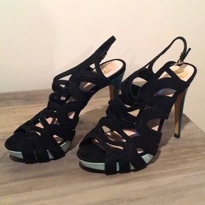 Vince Comuto Black Strappy Heel